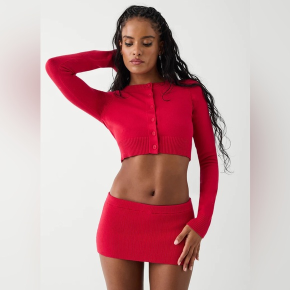 Danny Cloud Knit Cropped Cardigan set 

Marialla Cloud Knit Mini Skort
XS RED - Picture 1 of 2
